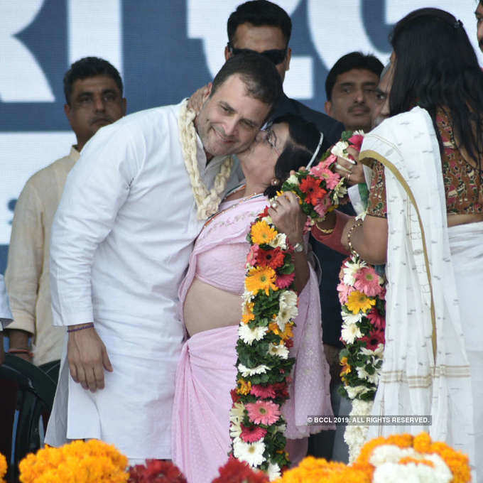 Rahul Gandhi kissed by woman at Gujarat rally on Valentine’s Day